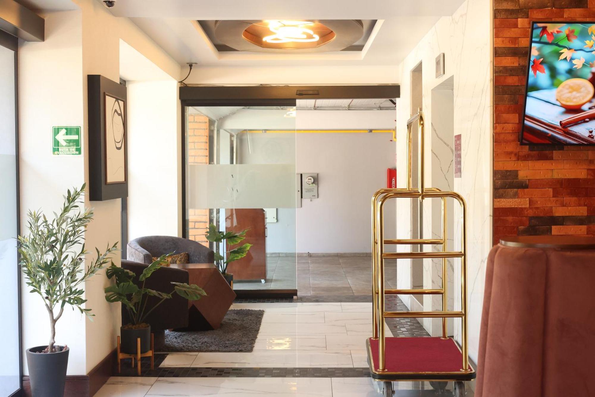 Hotel Wellintown Tijuana Esterno foto